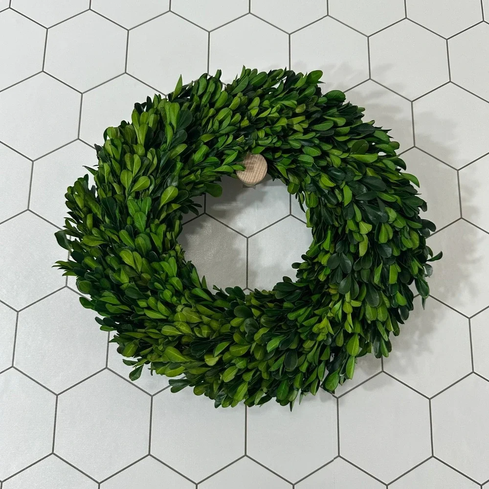 Preserved‎ Green Boxwood Wreath 12 Inch Round Classic Farmhouse Indoor Greenery
